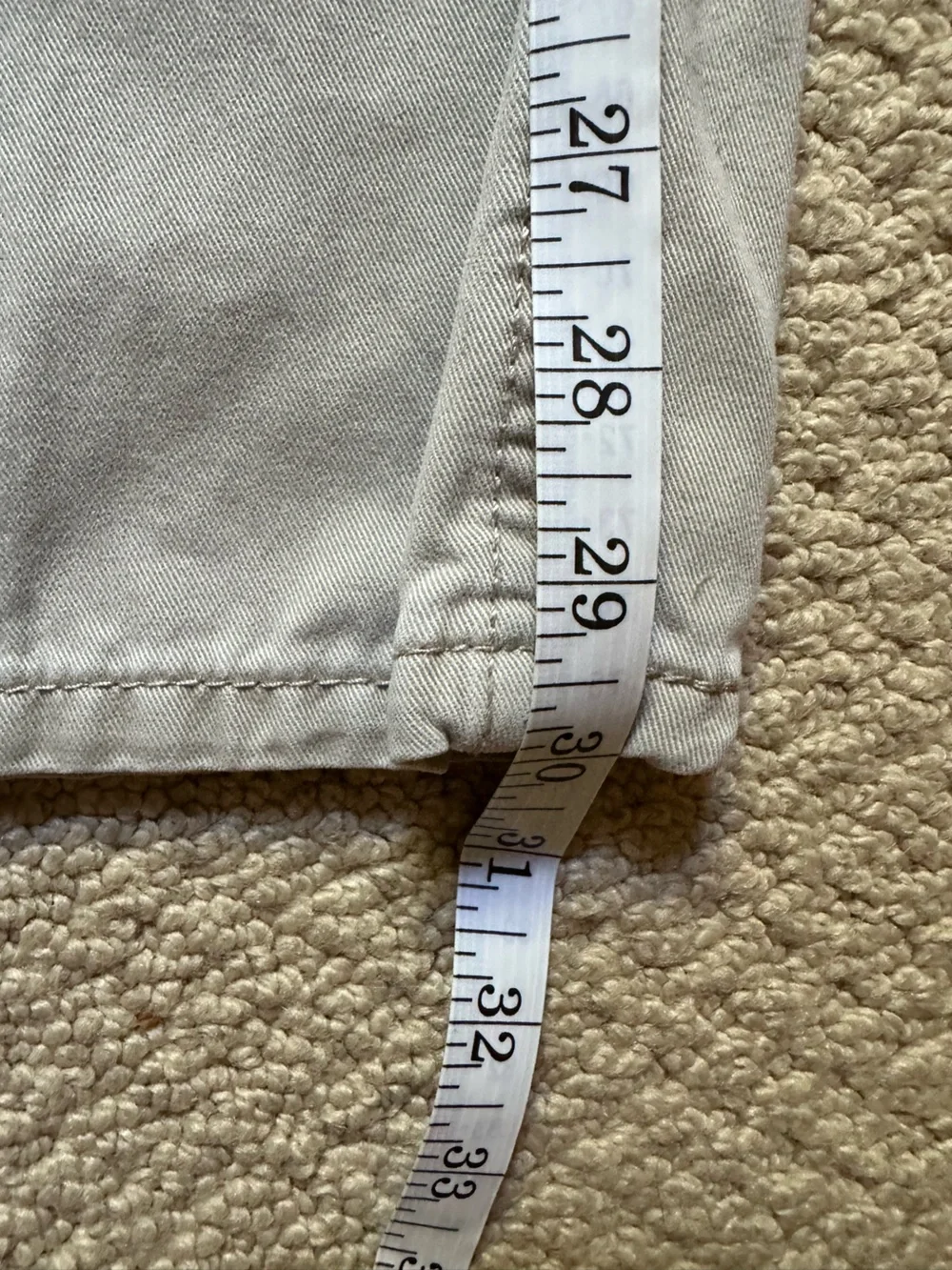 Levi's 514 Straight Fit Khaki Jeans 26x30‎ (Tagged 31x32 Runs Small) Neutral